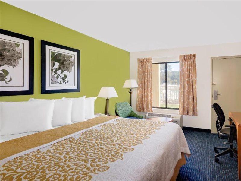 Days Inn By Wyndham Easton Eksteriør billede