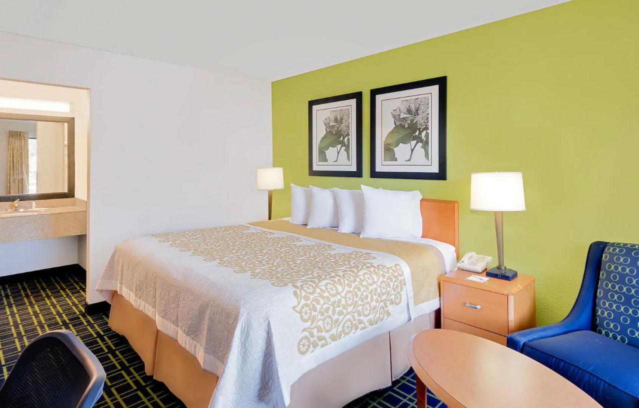 Days Inn By Wyndham Easton Eksteriør billede
