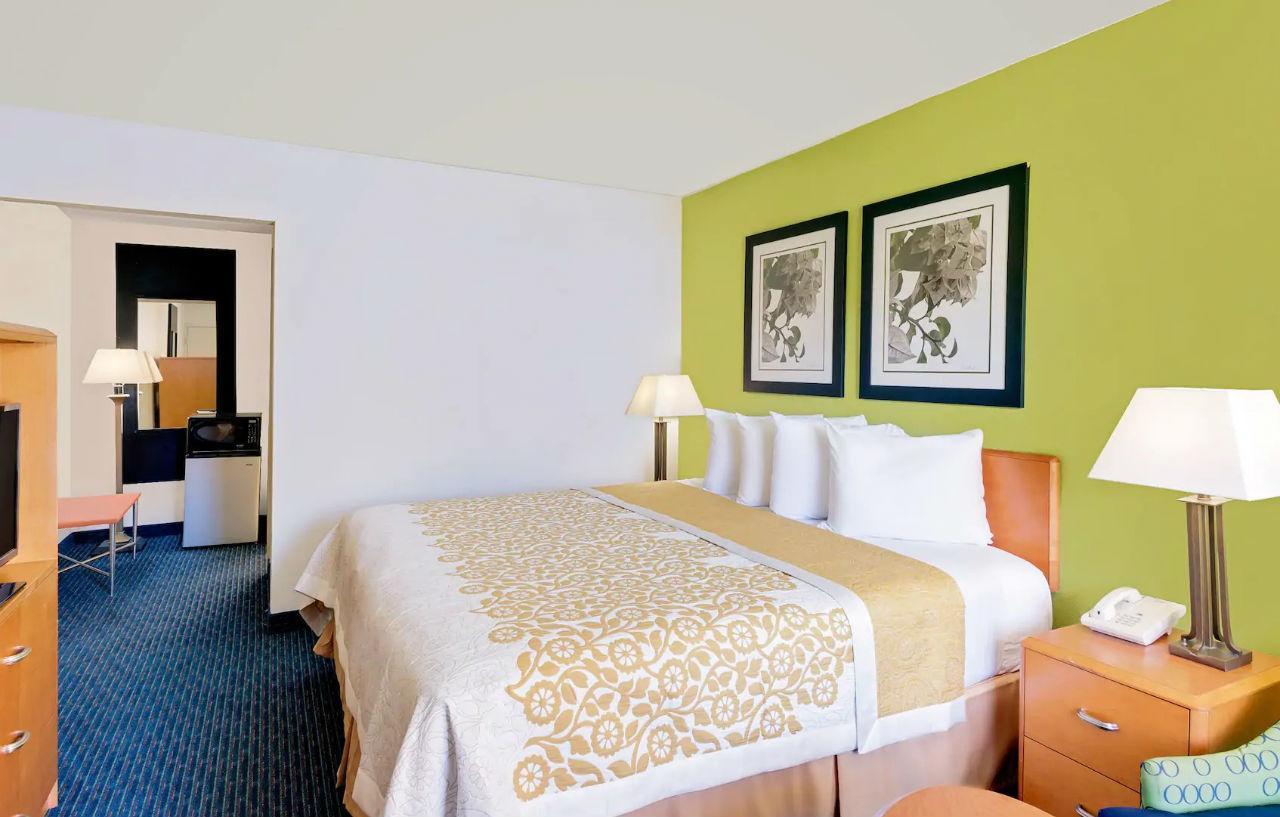 Days Inn By Wyndham Easton Eksteriør billede